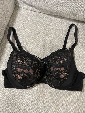✨Torrid Lace Bra Size 40C